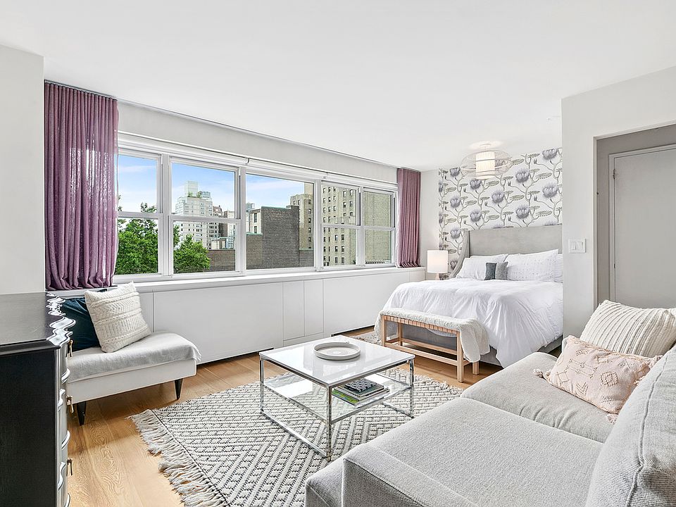 1st image of 101 W 12th St APT 10A