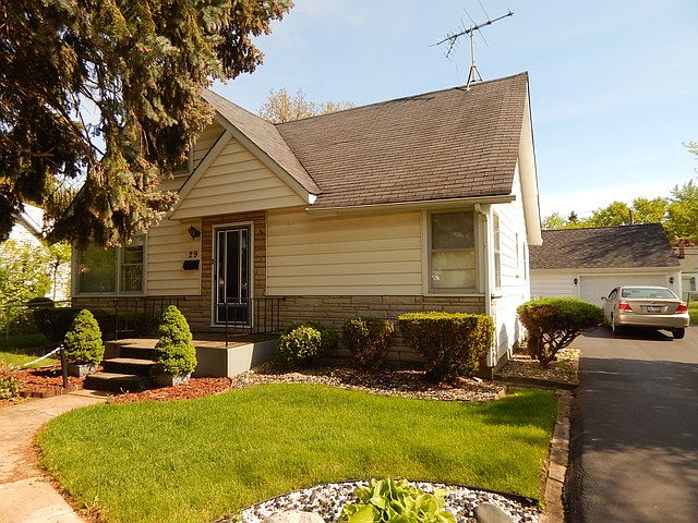 1st image of 29 Macarthur Dr