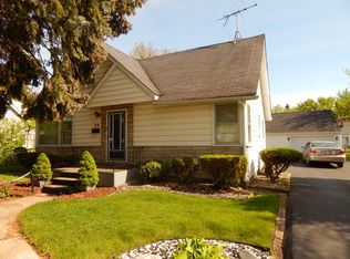29 Macarthur Dr, Northlake, IL 60164