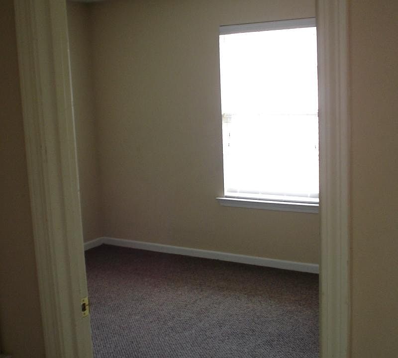 2nd image of 45 Meadow Cir
