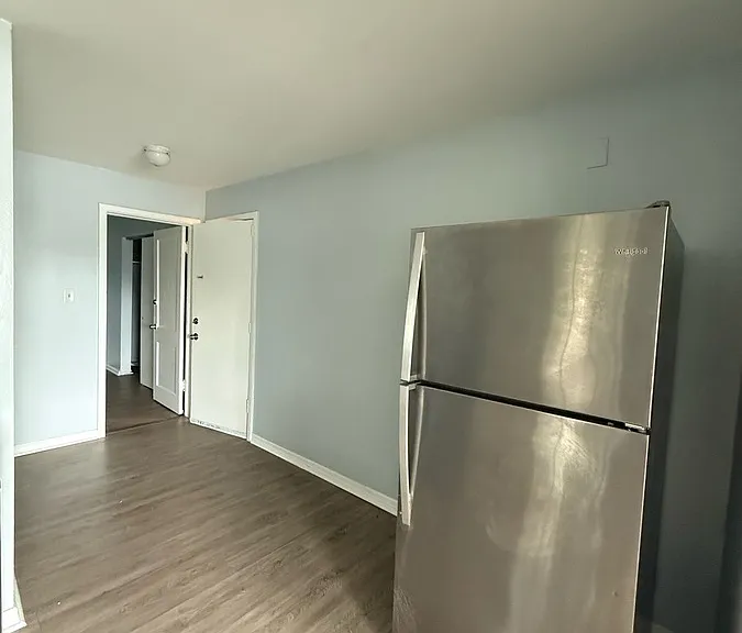 801 Grove St N #6 — Photo 7