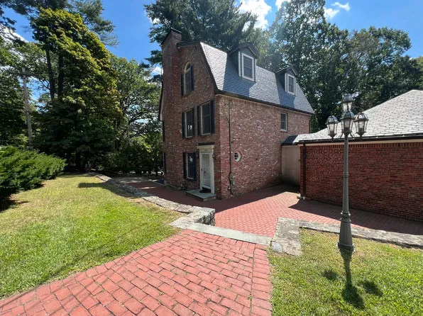 100 Allandale St #A, Jamaica Plain, MA 02130