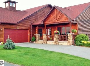 711 Saint James Ct #19, Kewadin, MI 49648