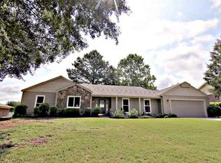 1730 Beckman Dr, Florence, AL 35630