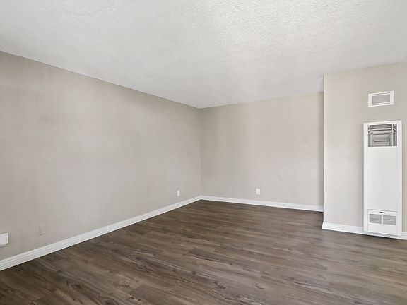 4th image of 7429 Potomac St #7467-F