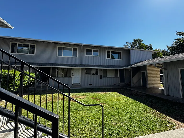 1275 Williams Way — Photo 7