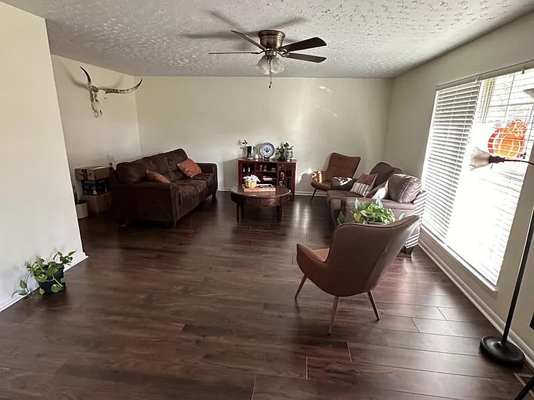 603 Wilson Dr — Photo 4