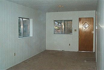 4th image of 359 Parker Ave