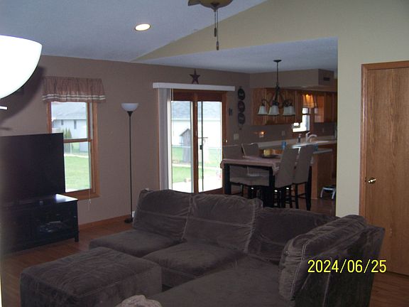 4th image of 27956 Buena Vista Dr
