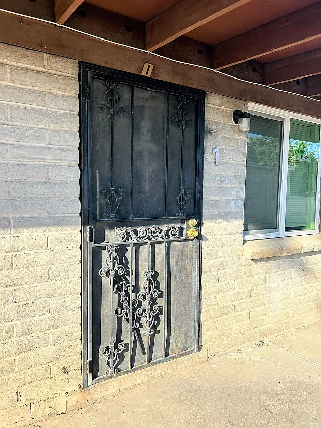 4 bed, 1050 sqft, $1,295 — Photo 2
