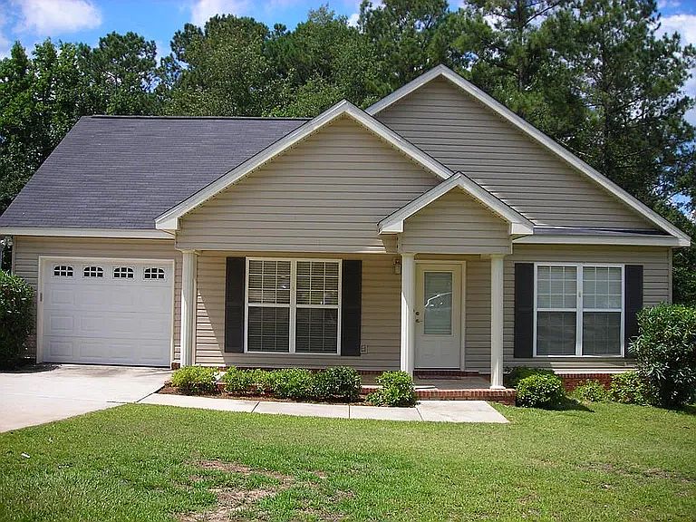 1st image of 228 Bougainvillea Cir