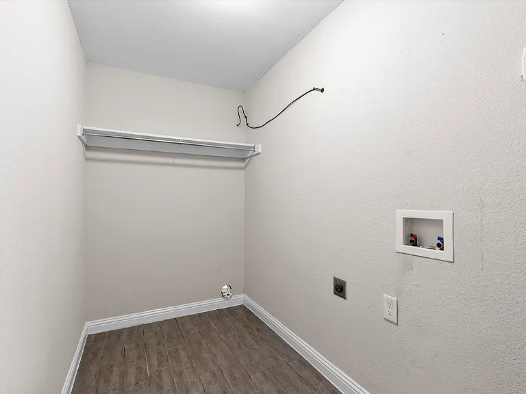 2117 Tiehack Ln — Photo 9