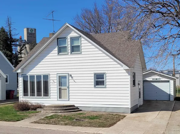 203 Primghar Ave, Archer, IA 51231