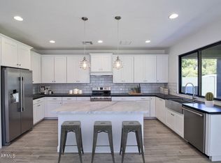 4014 E Campus Dr, Phoenix, AZ 85018