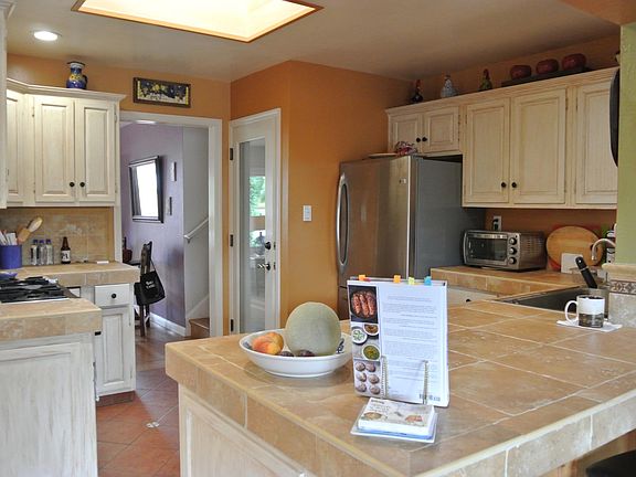 3rd image of 2603 Briarfield Ave