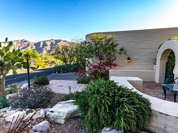 2nd image of 5620 E Paseo De La Tirada