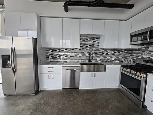 Contour Lofts Photo 1