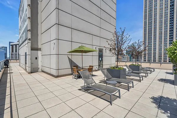 Rented by Tower 31 Leasing Office | media 20