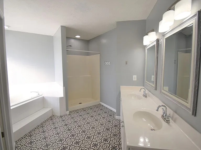 2904 Bolla Dr — Photo 21