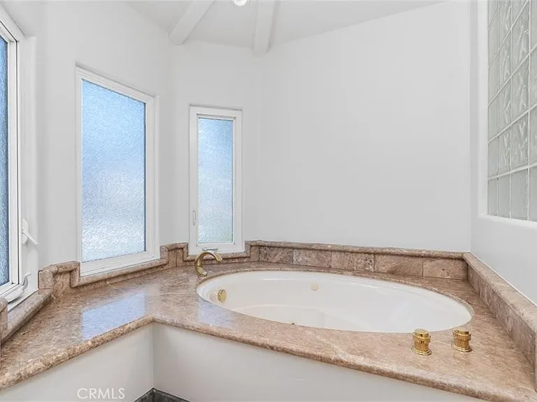 34032 Ruby Lantern St — Photo 12