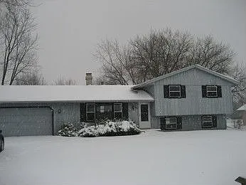 3755 Falling Leaf Dr photo 1