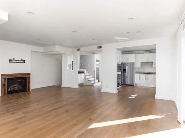 1537 16th St Unit 101, Santa Monica, CA 90404