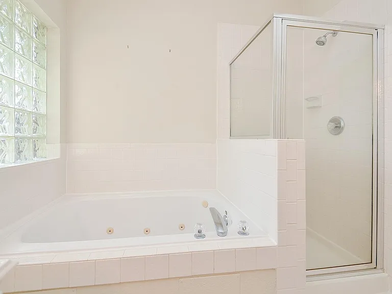 5819 Mitre Peak Ln — Photo 13