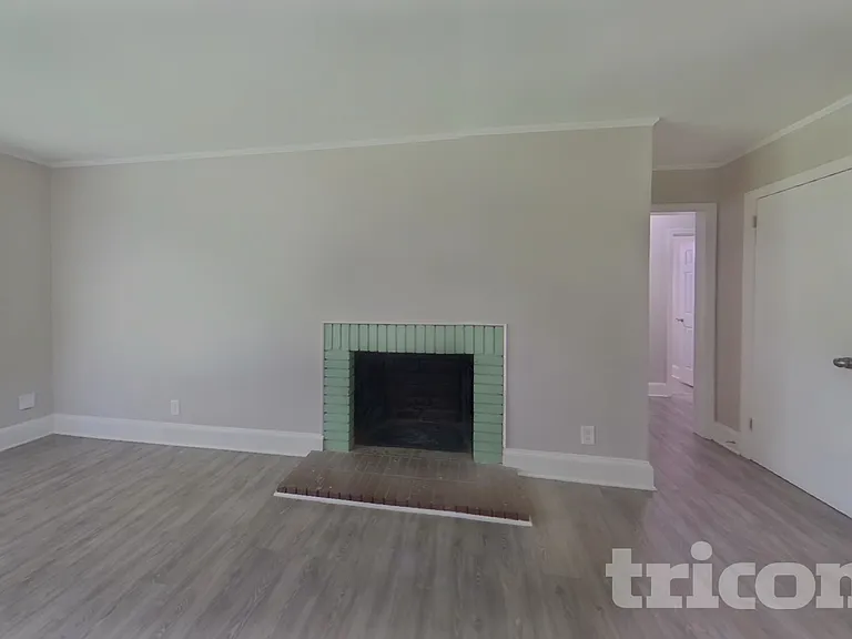 5530 Wedgewood Dr — Photo 4