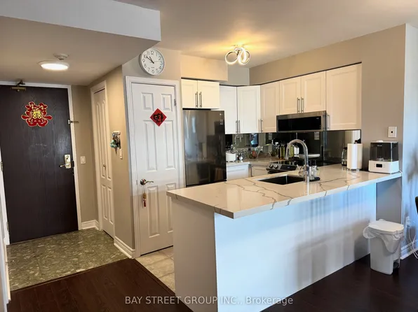 18 Parkview Ave, Toronto, ON