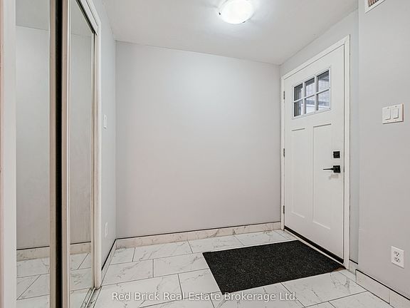 3rd image of 65 Glamis Rd #22