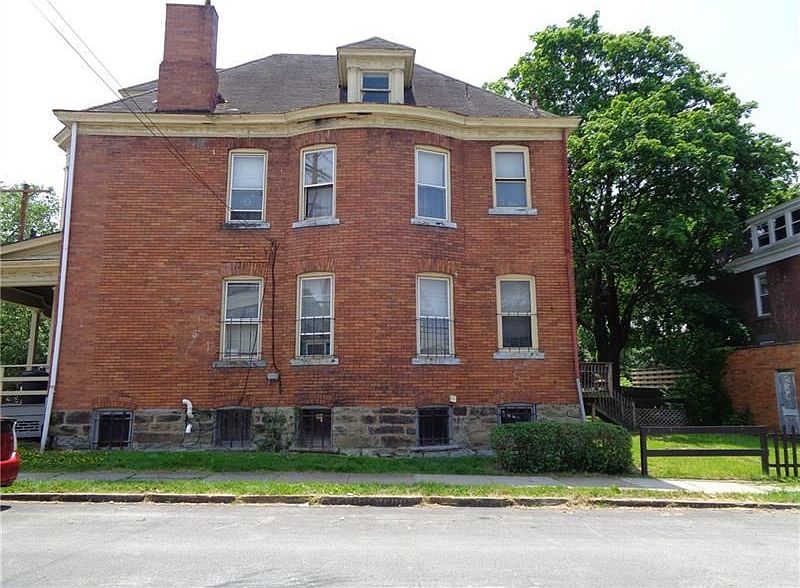 2nd image of 621 N Euclid Ave