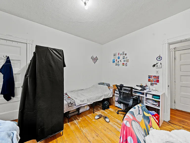 50 Fisher Ave #11 — Photo 13