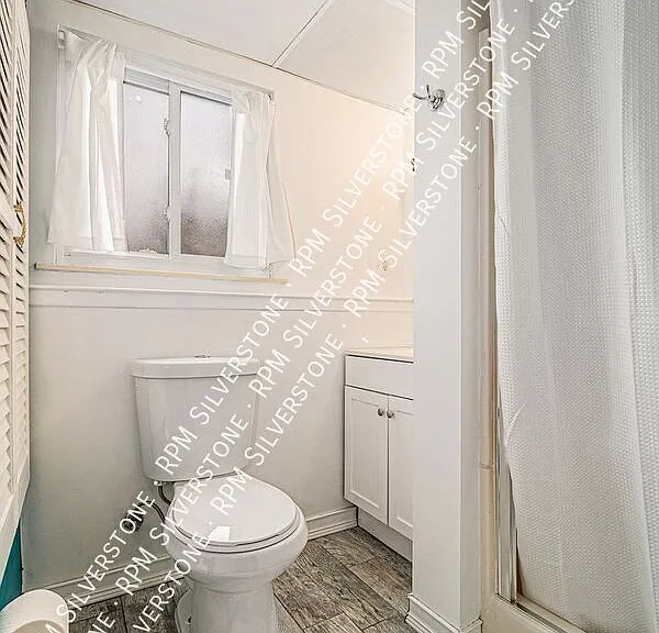 2226 Orpington Dr — Photo 14