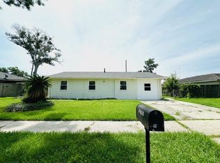 2705 Britannica Dr, Marrero, LA 70072