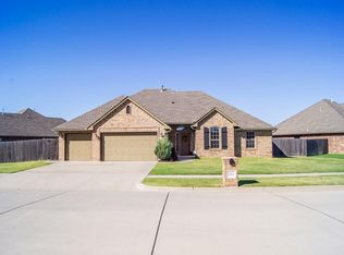 4104 Rambling Rose, Yukon, OK 73099