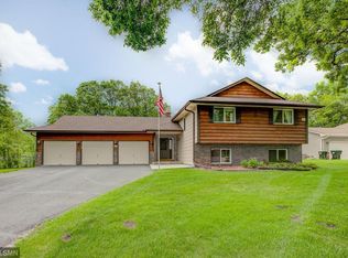 500 119th Ln NW, Coon Rapids, MN 55448
