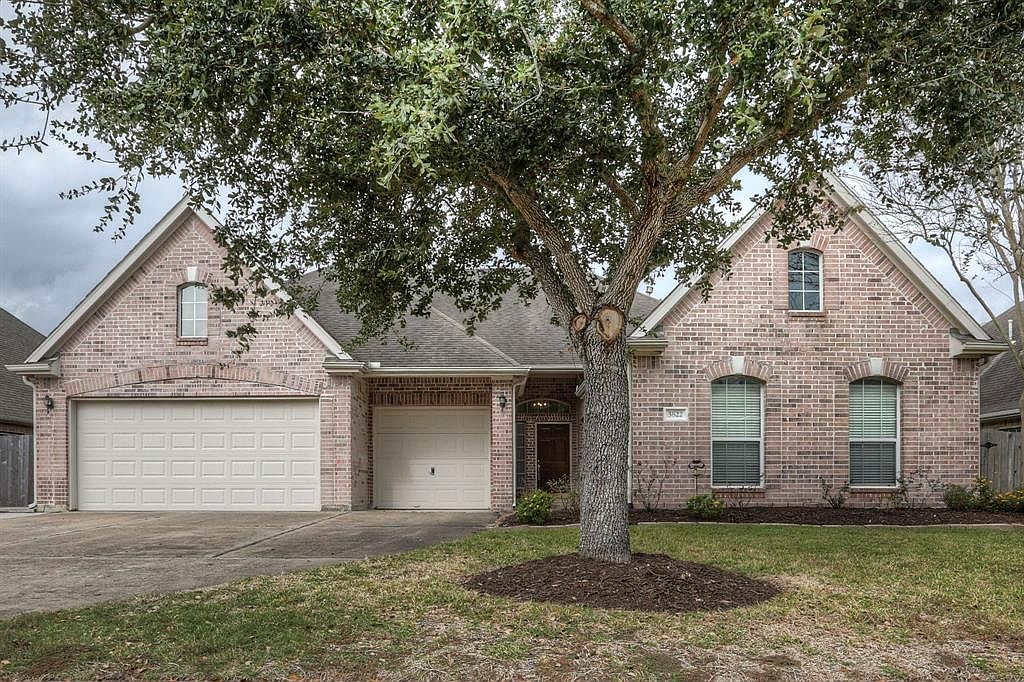 3822 Coral Cir, Seabrook, TX 77586 | Zillow
