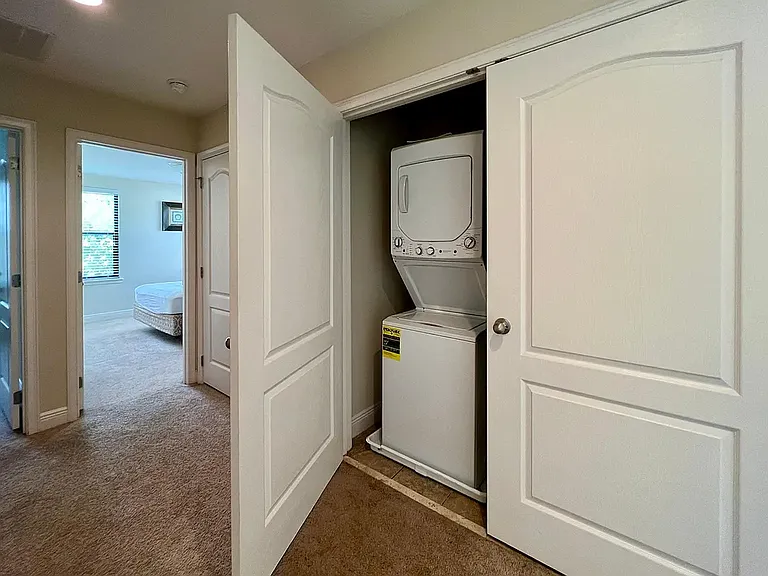 8173 Roseville Blvd — Photo 22