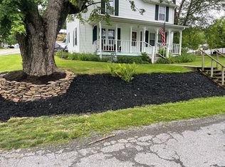 151 2nd St, Ronceverte, WV 24970