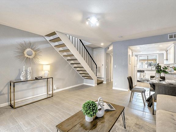 5th image of 1037 Bellhurst Ave