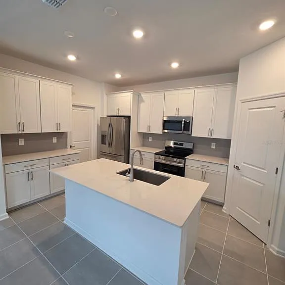 5637 Nina Way — Photo 13
