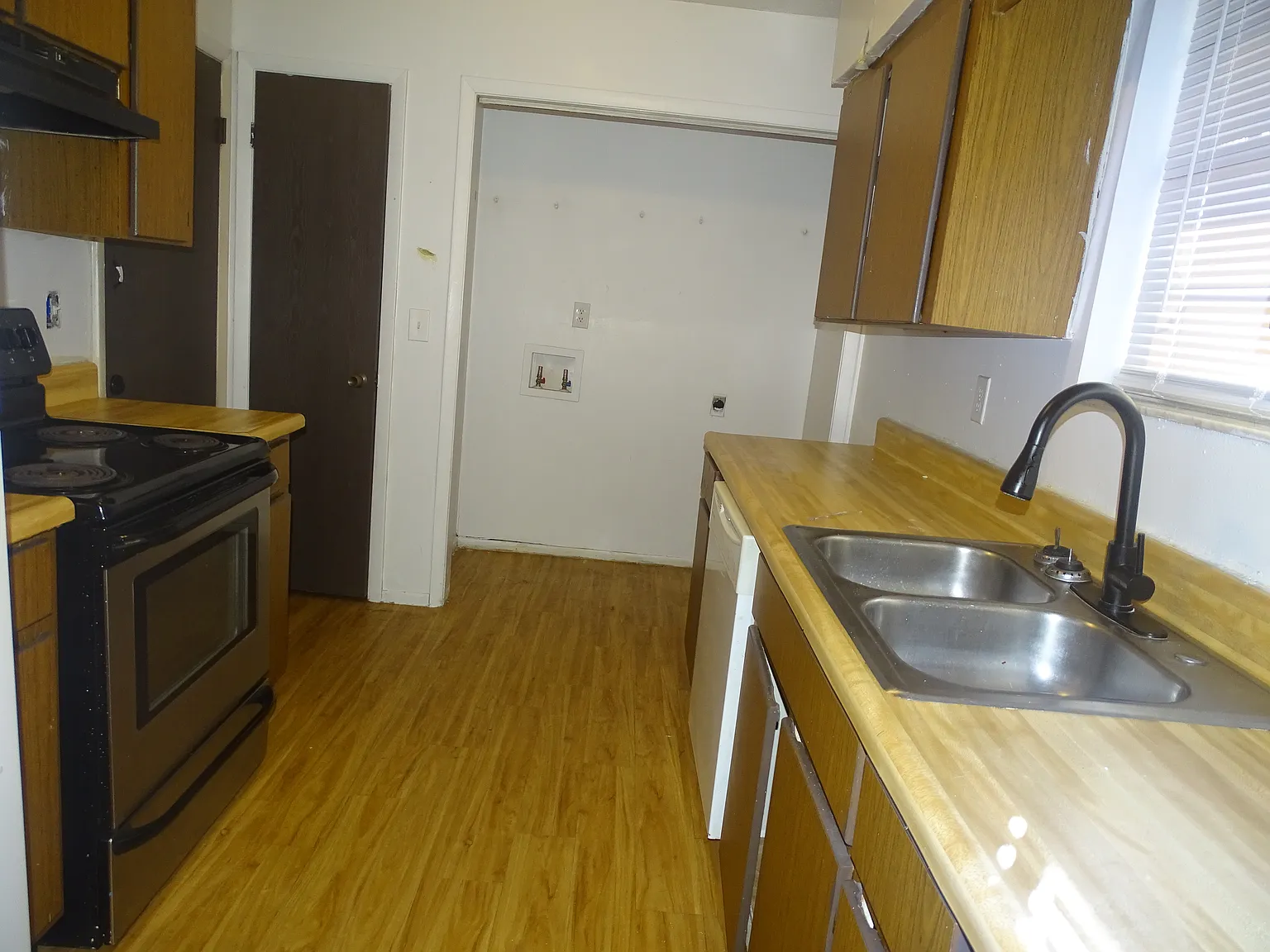 2 bed, 980 sqft, $1,000 — Photo 4