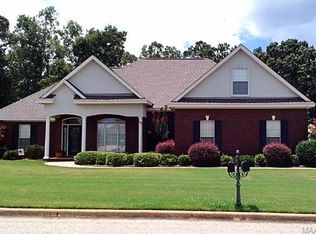 136 Maribeth Loop, Deatsville, AL 36022