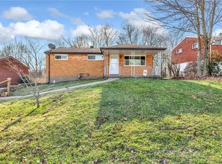 268 Burch Dr, Coraopolis, PA 15108