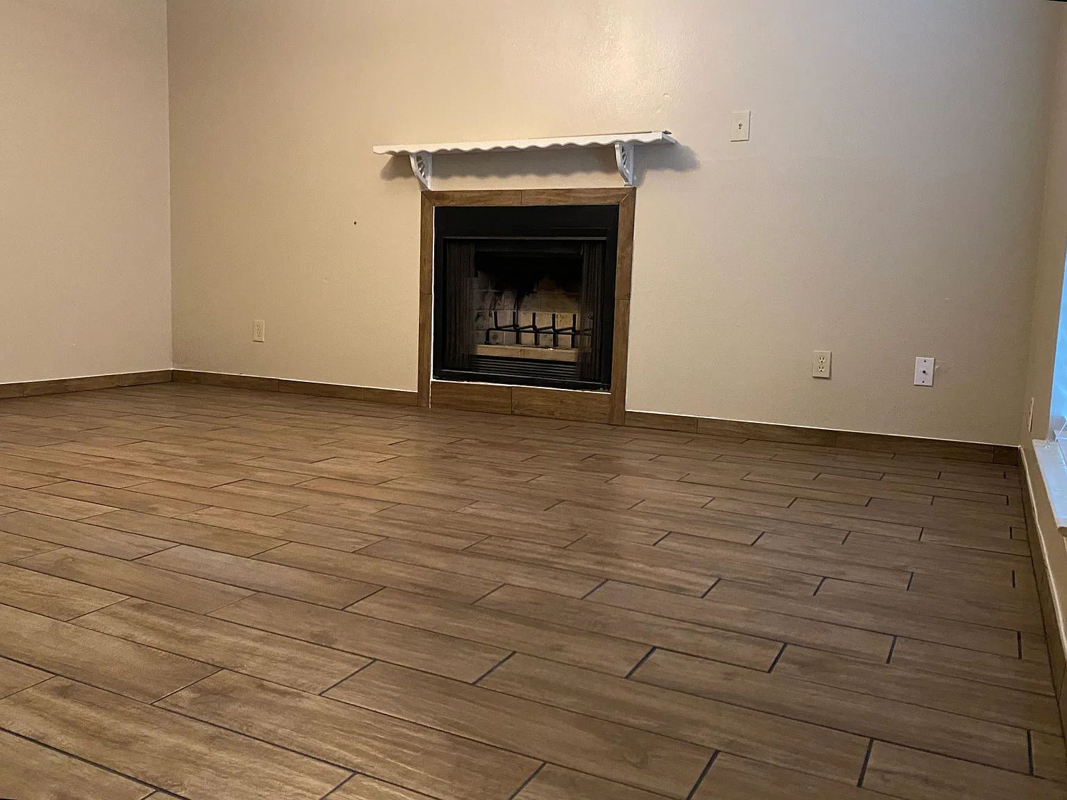 2 bed, 2.5 bath, 1128 sqft, $1,395 — Photo 3