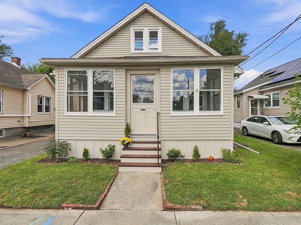 1st image of 128 Wilber St