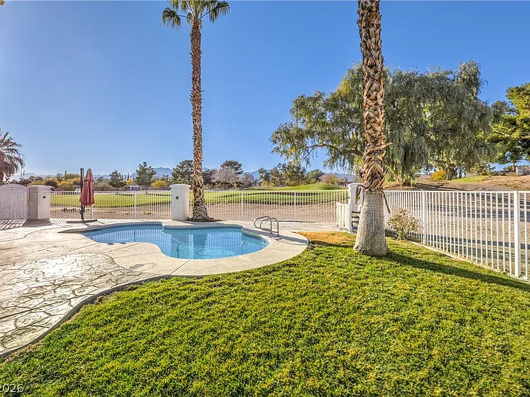 5152 Forest Oaks Dr — Photo 49