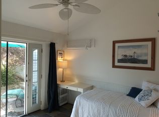 15897 Highland Ct, Solana Beach, CA 92075