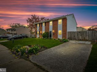 178 Seagull Dr, Pasadena, MD