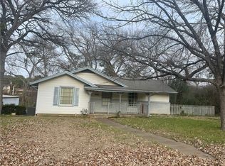 4007 N 26th St, Waco, TX 76708